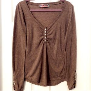 Buttoned Long Sleeve
